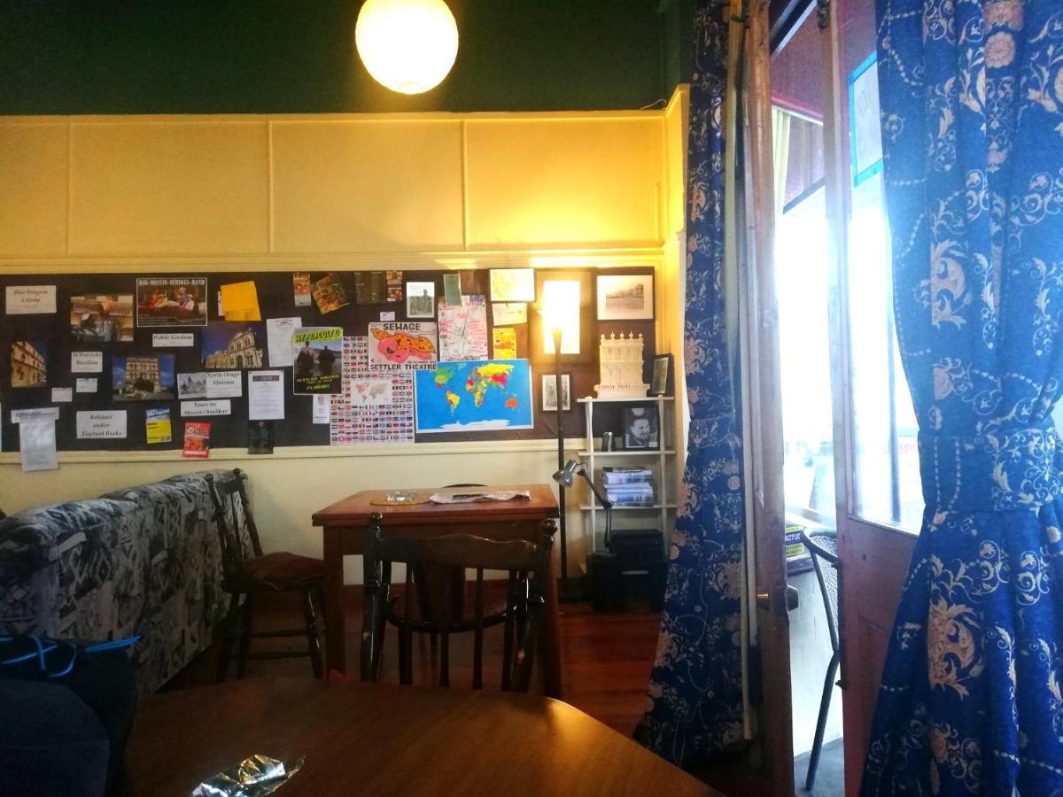 Empire Hotel Backpackers Oamaru Exterior foto